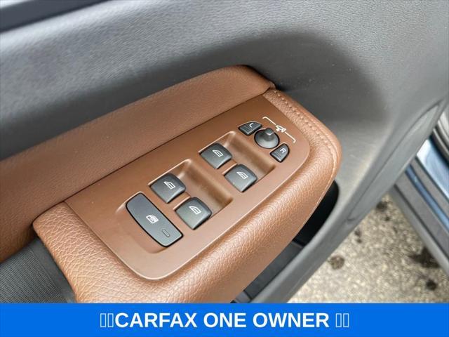 used 2022 Volvo XC60 car, priced at $39,300