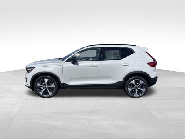 new 2025 Volvo XC40 car, priced at $46,335