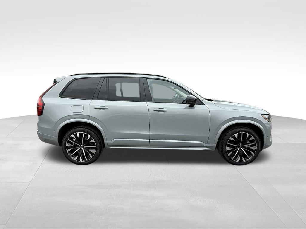 new 2026 Volvo XC90 car, priced at $76,105