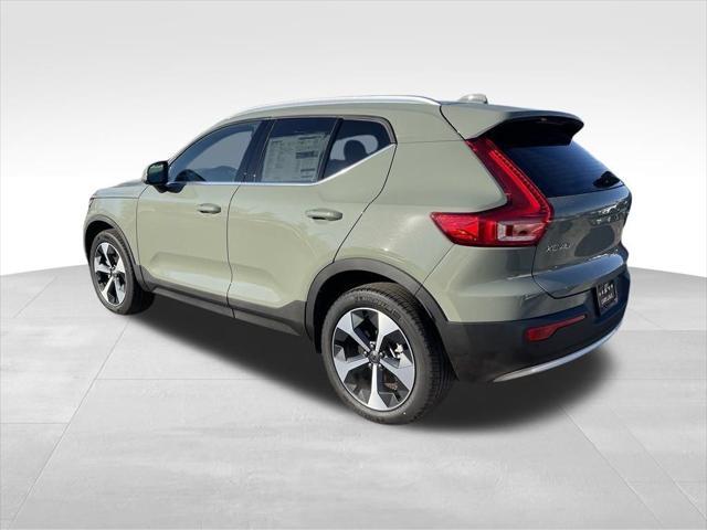 new 2025 Volvo XC40 car, priced at $44,300