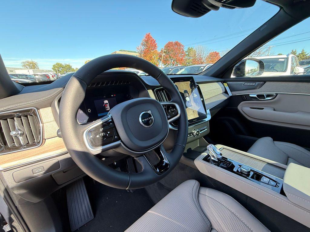 new 2026 Volvo XC90 car, priced at $75,575