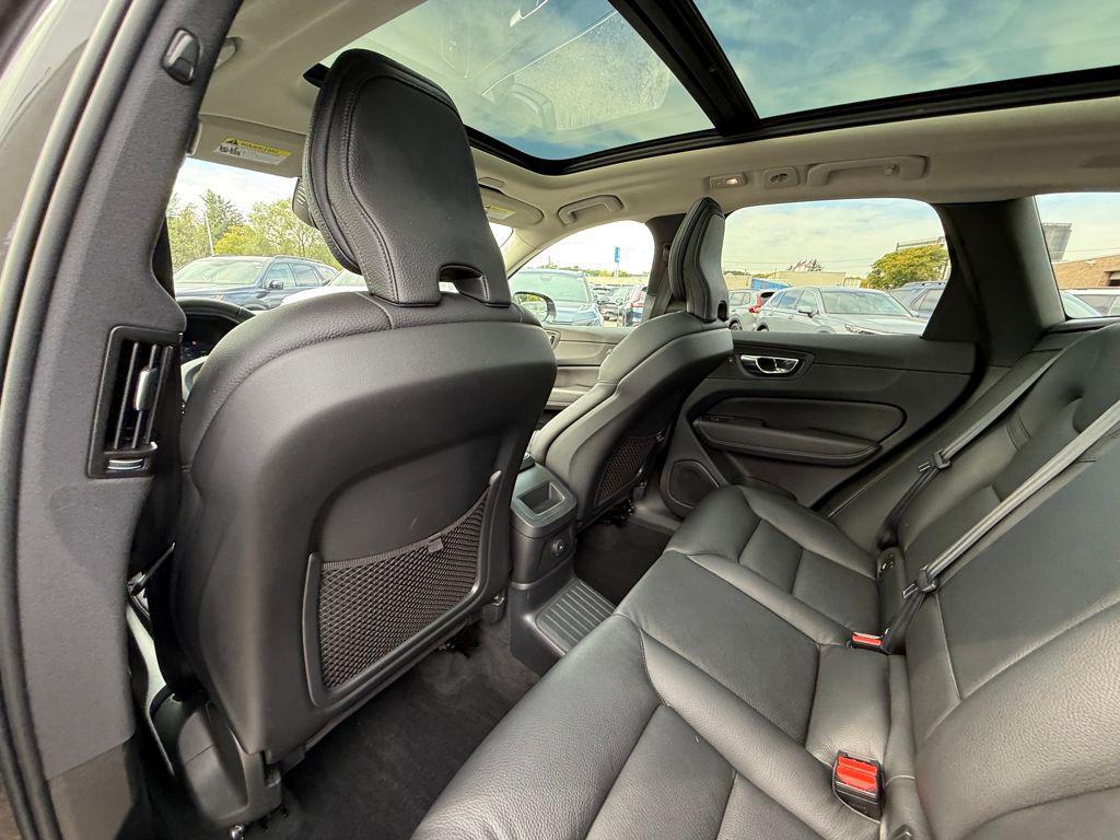used 2022 Volvo XC60 Recharge Plug-In Hybrid car, priced at $36,205