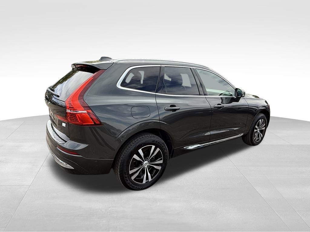 used 2022 Volvo XC60 Recharge Plug-In Hybrid car, priced at $36,205