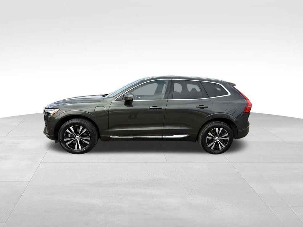 used 2022 Volvo XC60 Recharge Plug-In Hybrid car, priced at $36,205