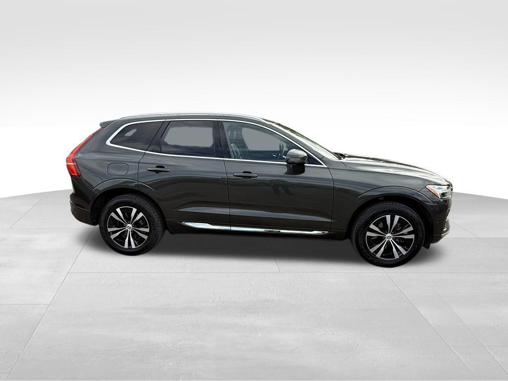 used 2022 Volvo XC60 Recharge Plug-In Hybrid car, priced at $36,205