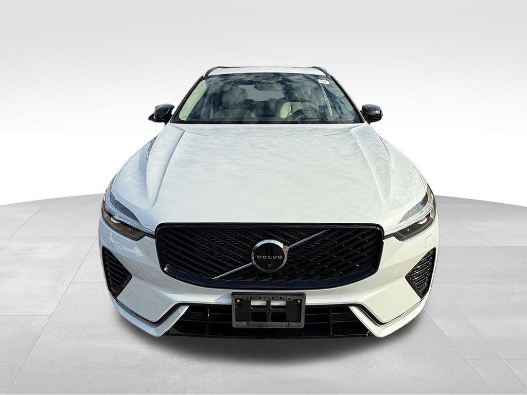 new 2026 Volvo XC60 Plug-In Hybrid car, priced at $72,235