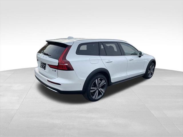 new 2025 Volvo V60 Cross Country car, priced at $55,485