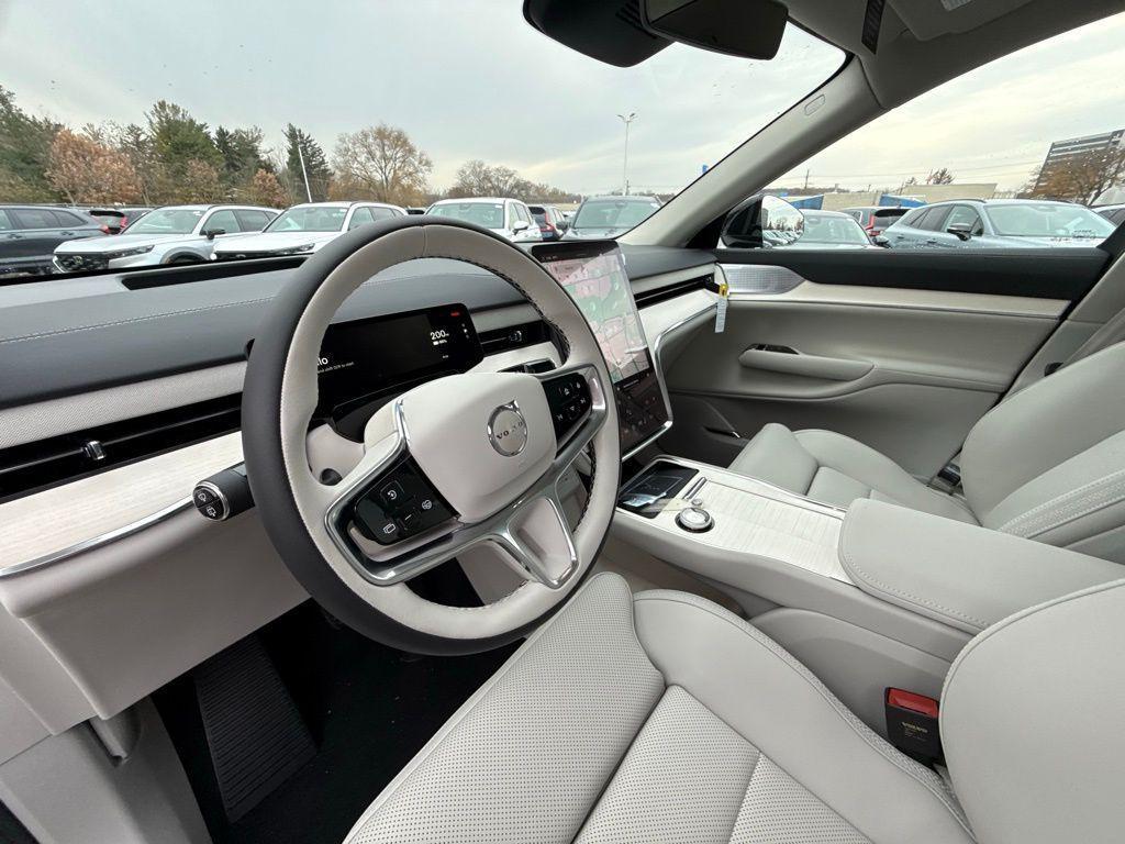new 2025 Volvo EX90 car, priced at $78,067