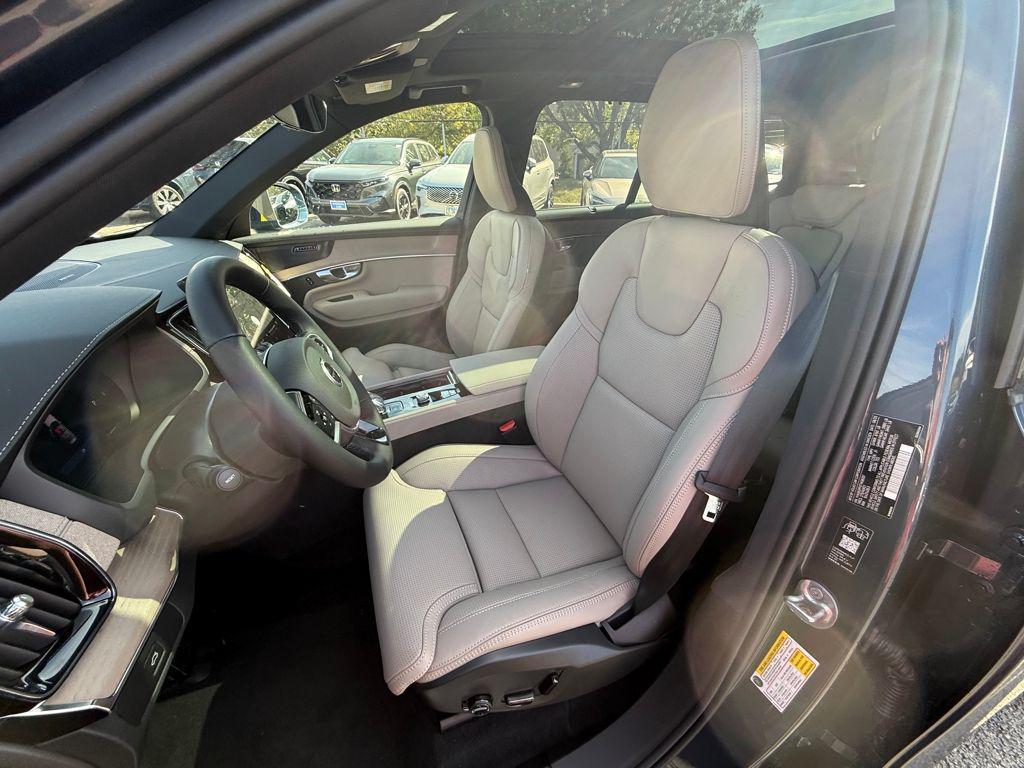 new 2026 Volvo XC90 car, priced at $71,575