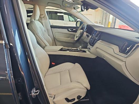 used 2022 Volvo XC60 Recharge Plug-In Hybrid car, priced at $45,200