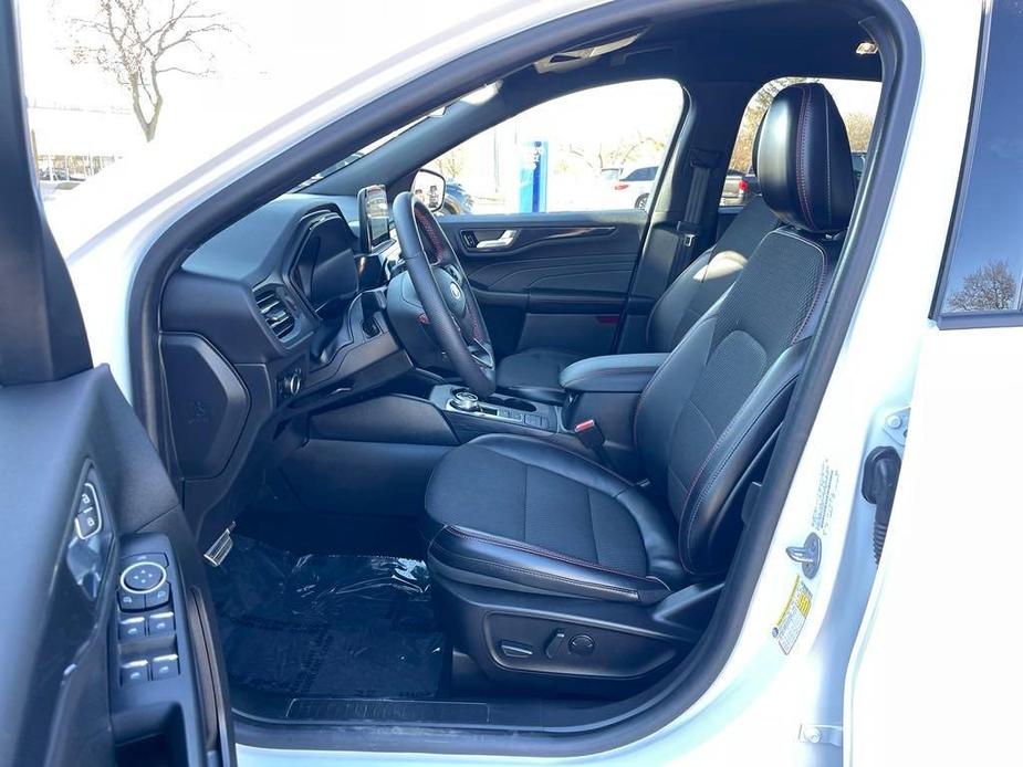 used 2023 Ford Escape car, priced at $24,961