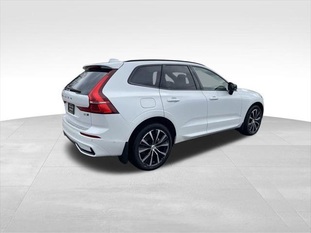 new 2025 Volvo XC60 car, priced at $53,745