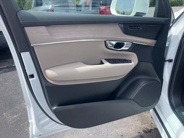 new 2025 Volvo XC90 car, priced at $68,155