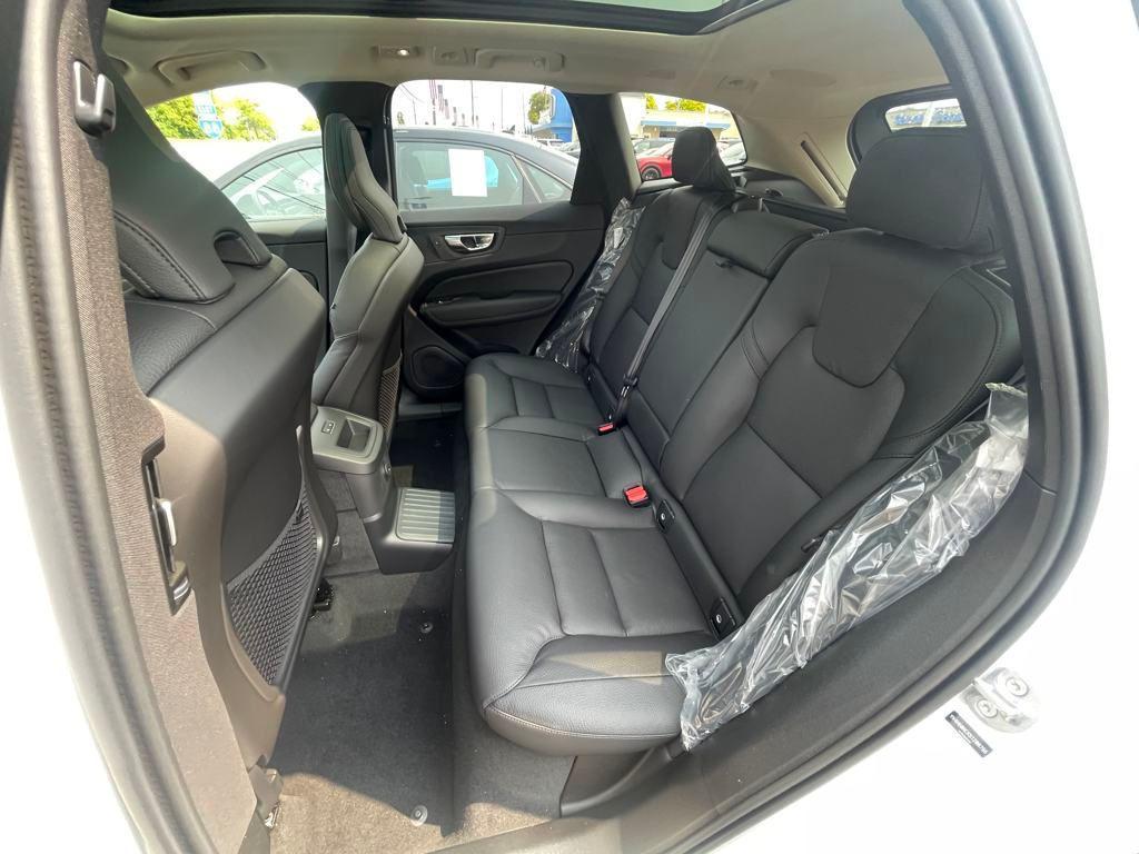 new 2025 Volvo XC60 Plug-In Hybrid car, priced at $58,863