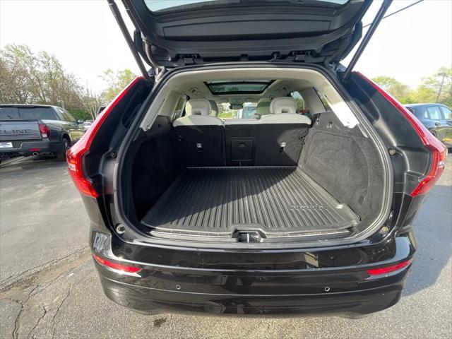 used 2022 Volvo XC60 car, priced at $36,495