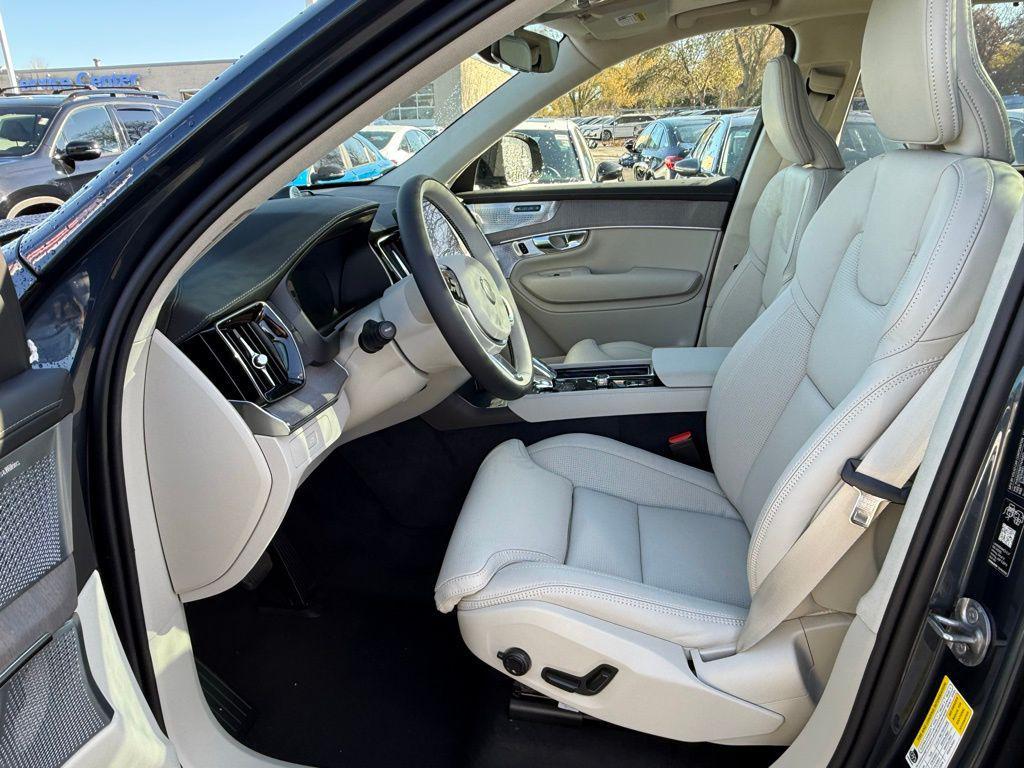 new 2026 Volvo XC90 car, priced at $77,855