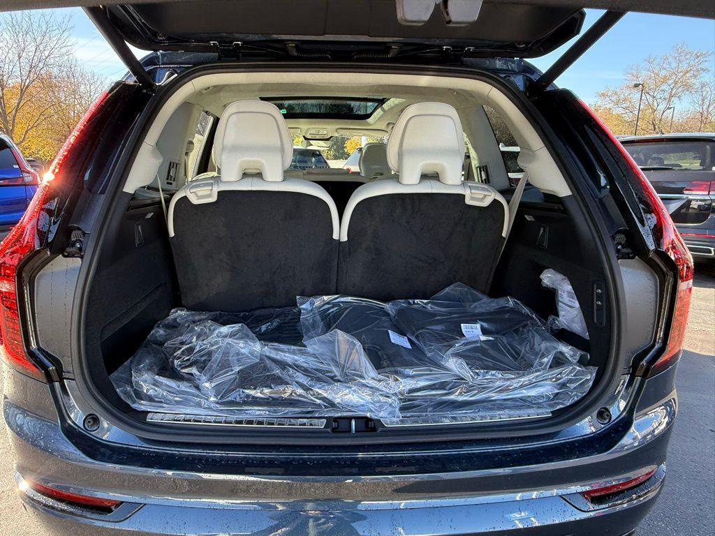 new 2026 Volvo XC90 car, priced at $77,855