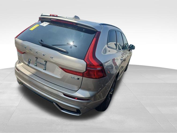 used 2025 Volvo XC60 car, priced at $39,899
