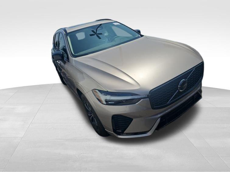 used 2025 Volvo XC60 car, priced at $39,899