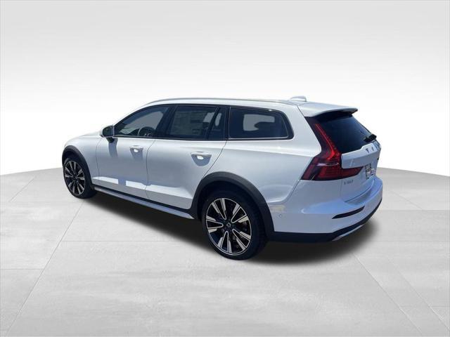 new 2024 Volvo V60 Cross Country car, priced at $59,185