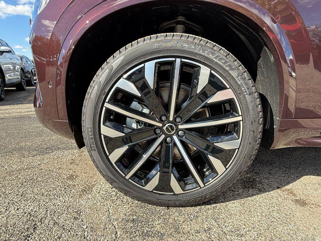 new 2026 Volvo XC90 car, priced at $72,355