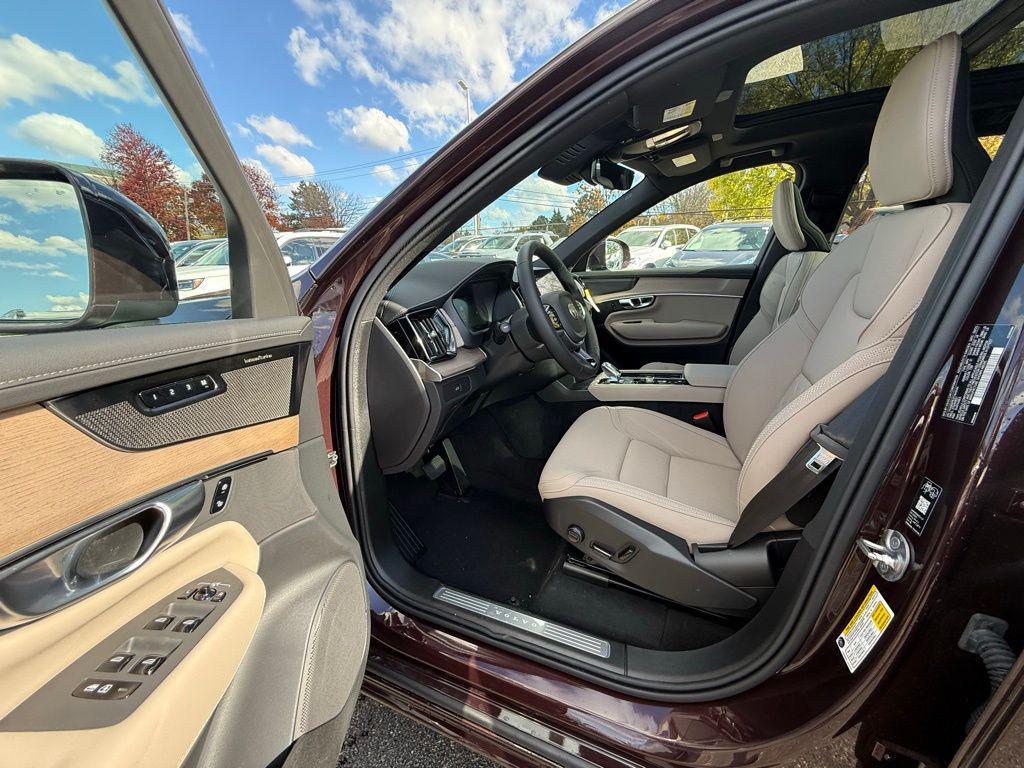 new 2026 Volvo XC90 car, priced at $72,355