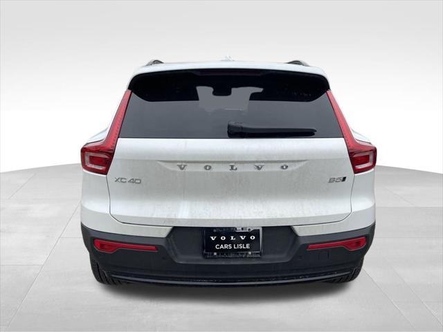 new 2025 Volvo XC40 car, priced at $48,290