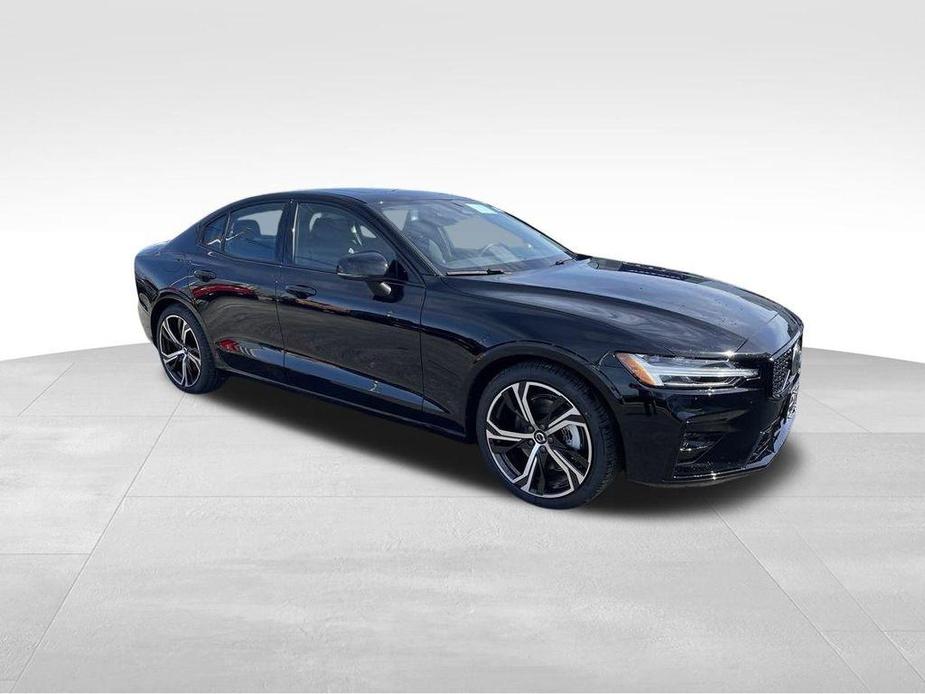 new 2024 Volvo S60 car, priced at $48,125