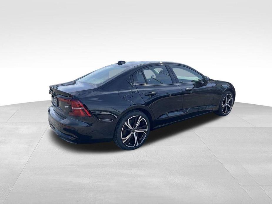 new 2024 Volvo S60 car, priced at $48,125