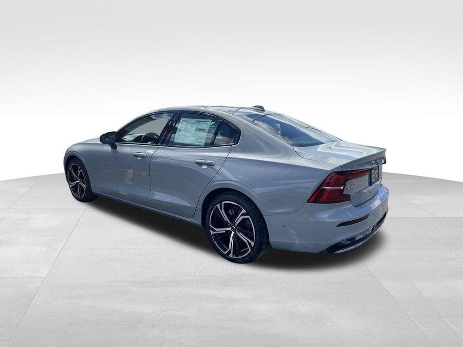 new 2024 Volvo S60 car, priced at $51,925