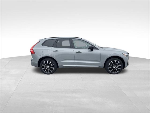 new 2025 Volvo XC60 car, priced at $53,335