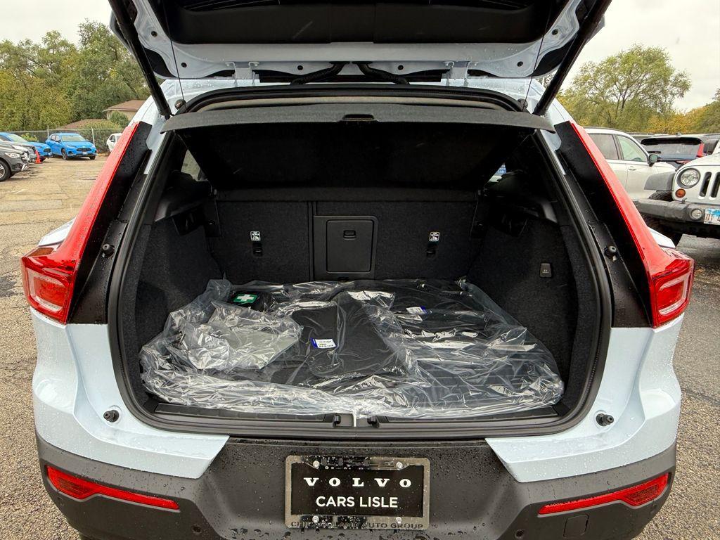 new 2026 Volvo XC40 car, priced at $48,150