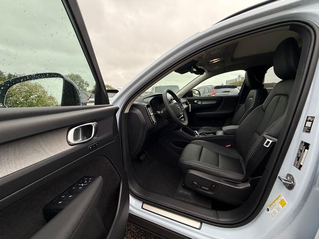 new 2026 Volvo XC40 car, priced at $48,150