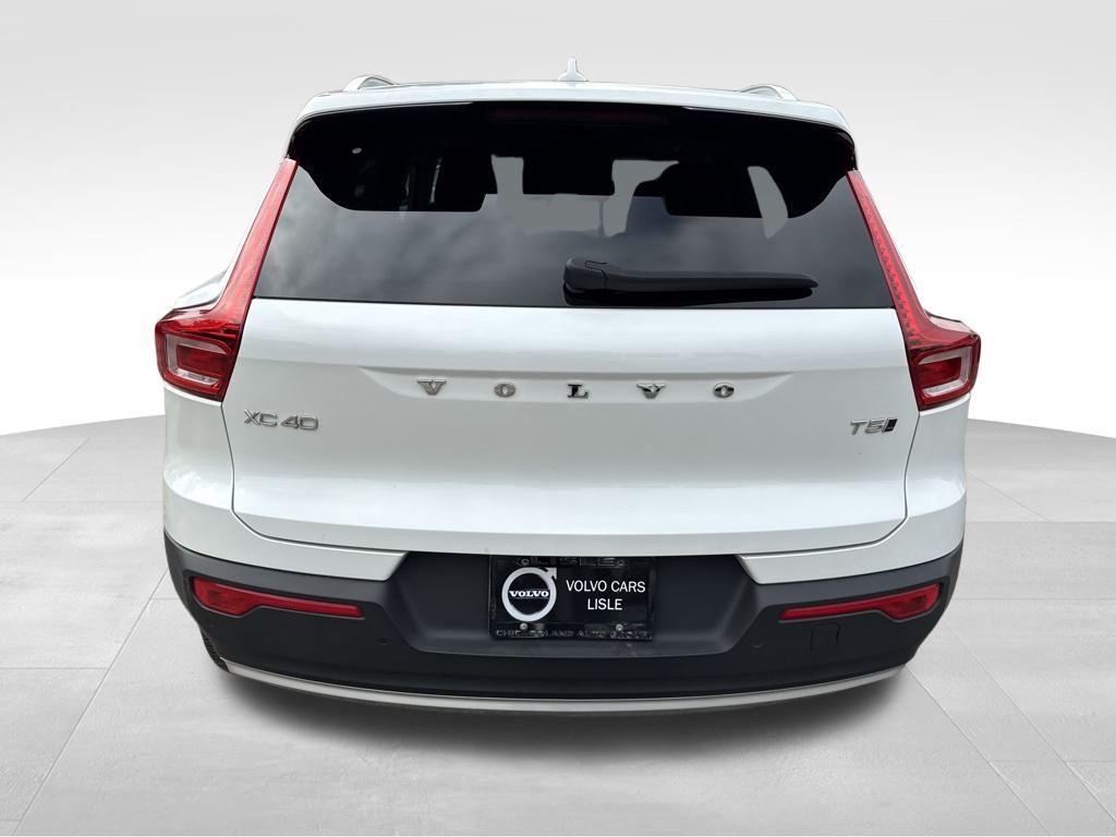 used 2022 Volvo XC40 car, priced at $17,914