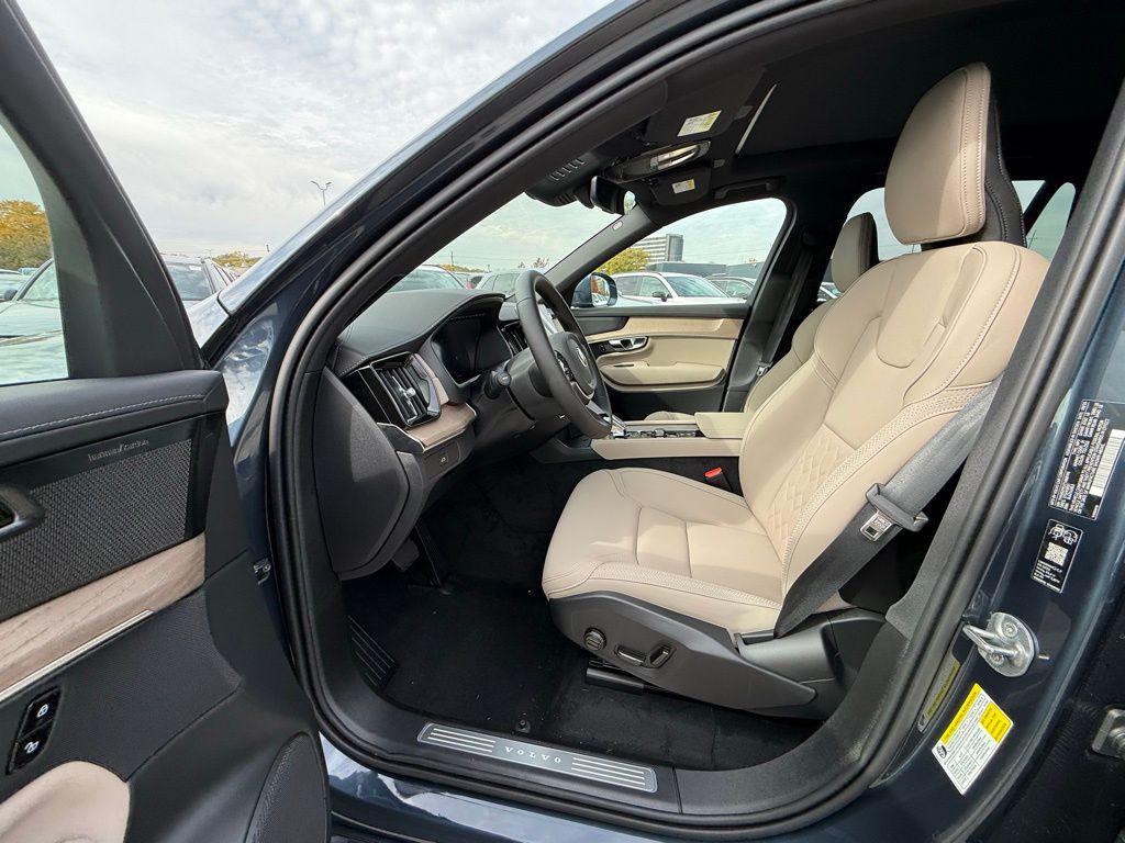 new 2026 Volvo XC90 car, priced at $71,825