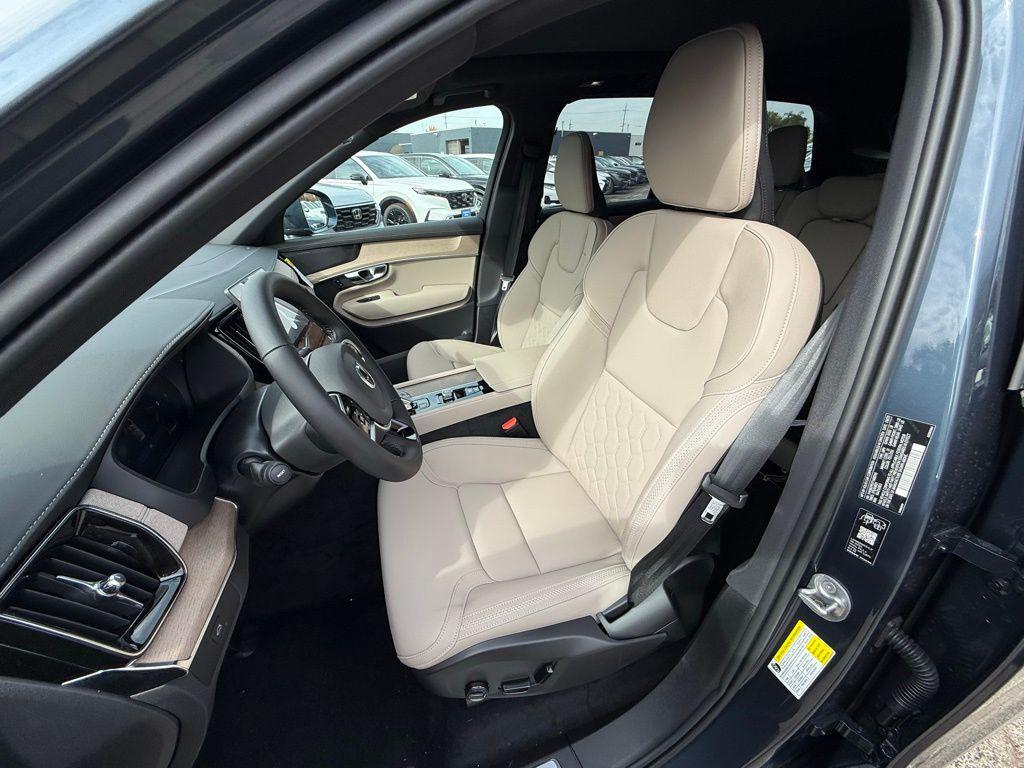 new 2026 Volvo XC90 car, priced at $71,825