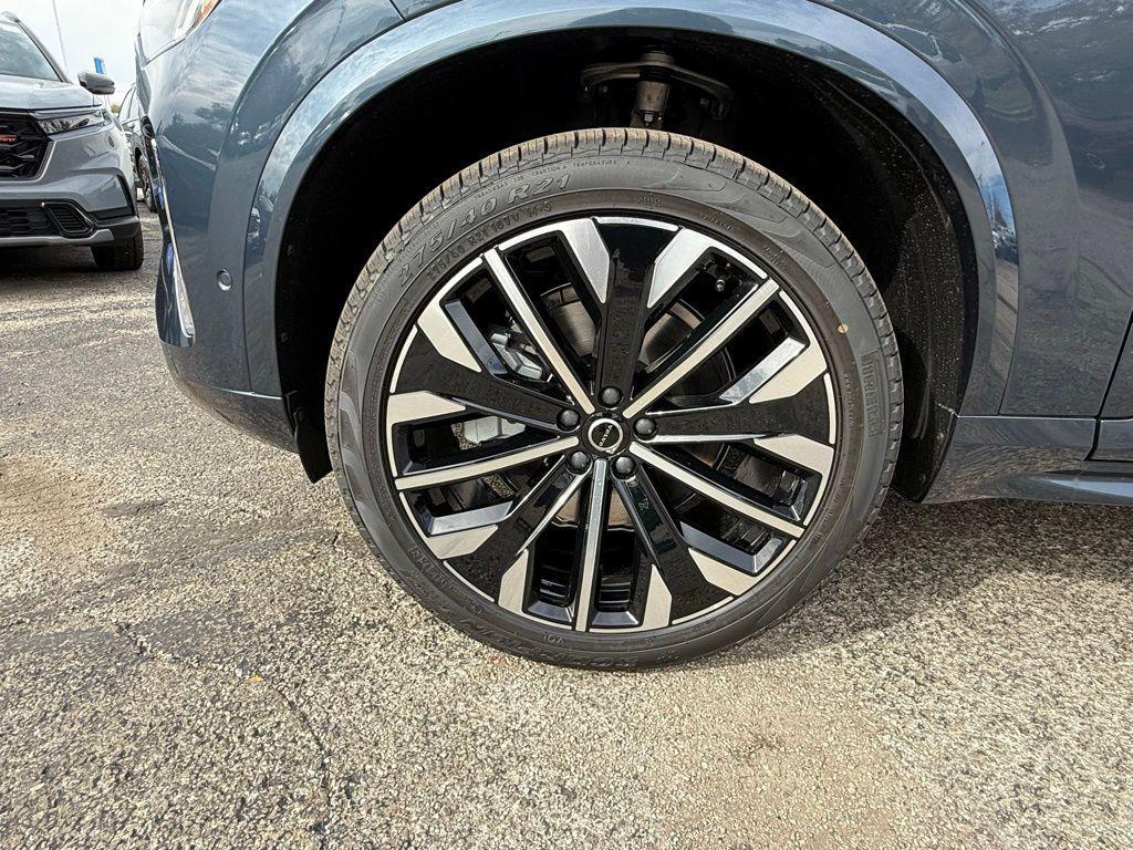 new 2026 Volvo XC90 car, priced at $71,825