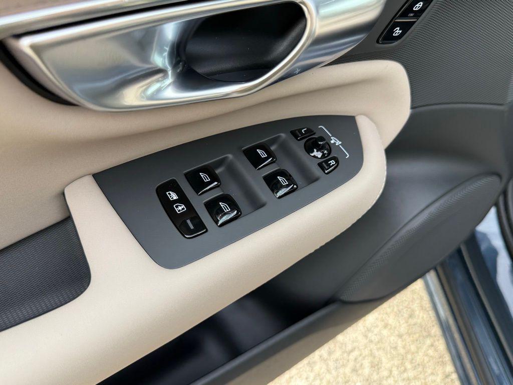 new 2026 Volvo XC90 car, priced at $71,825