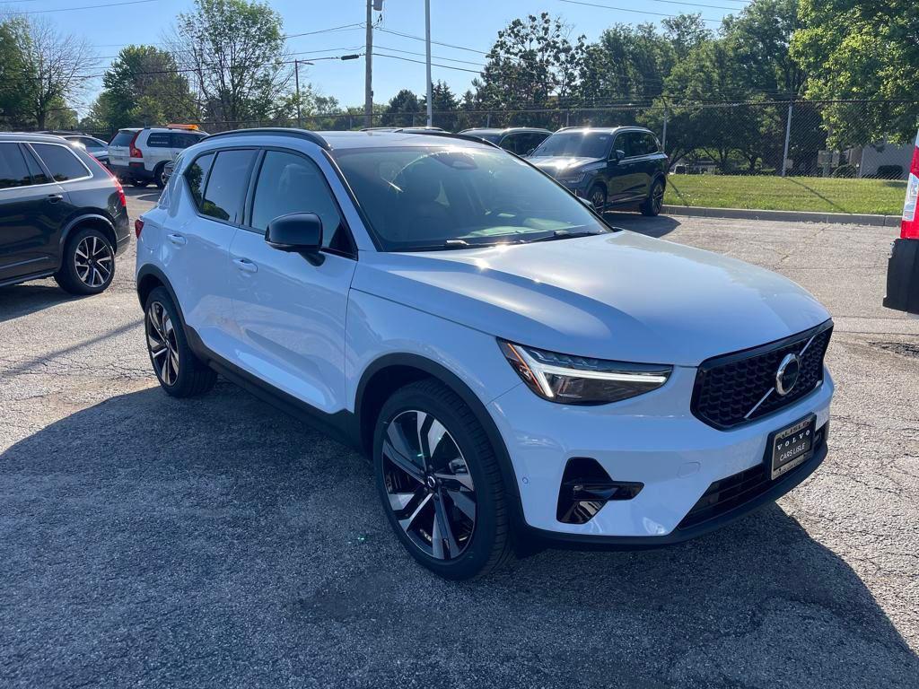 new 2026 Volvo XC40 car, priced at $51,975