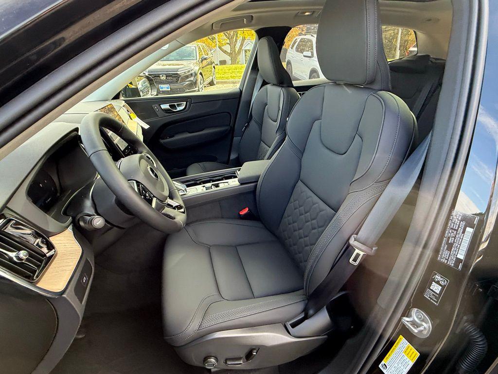 new 2026 Volvo XC60 car, priced at $54,985
