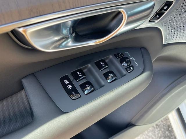 new 2026 Volvo XC90 Plug-In Hybrid car, priced at $91,080