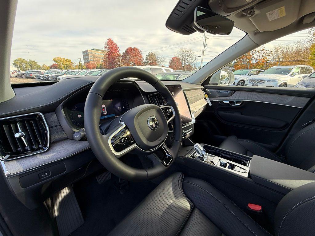 new 2026 Volvo XC90 car, priced at $75,155