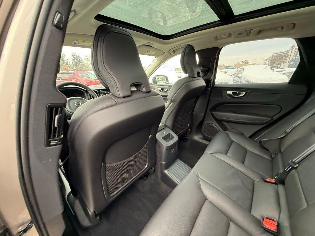 new 2025 Volvo XC60 Plug-In Hybrid car, priced at $67,425