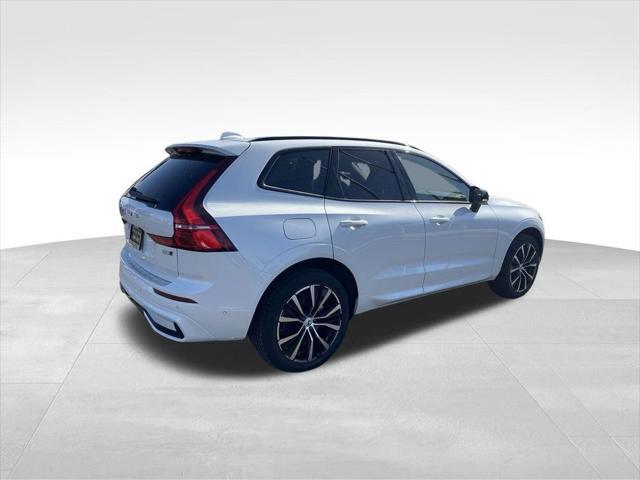 new 2025 Volvo XC60 car, priced at $55,025