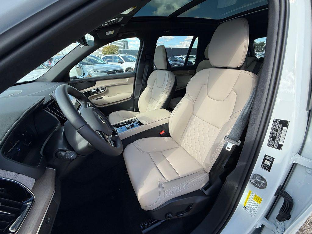 new 2026 Volvo XC90 car, priced at $71,825