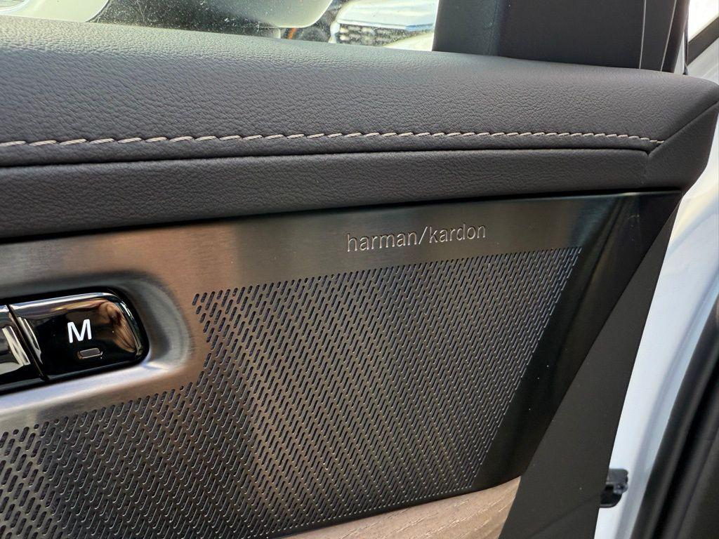 new 2026 Volvo XC90 car, priced at $71,825