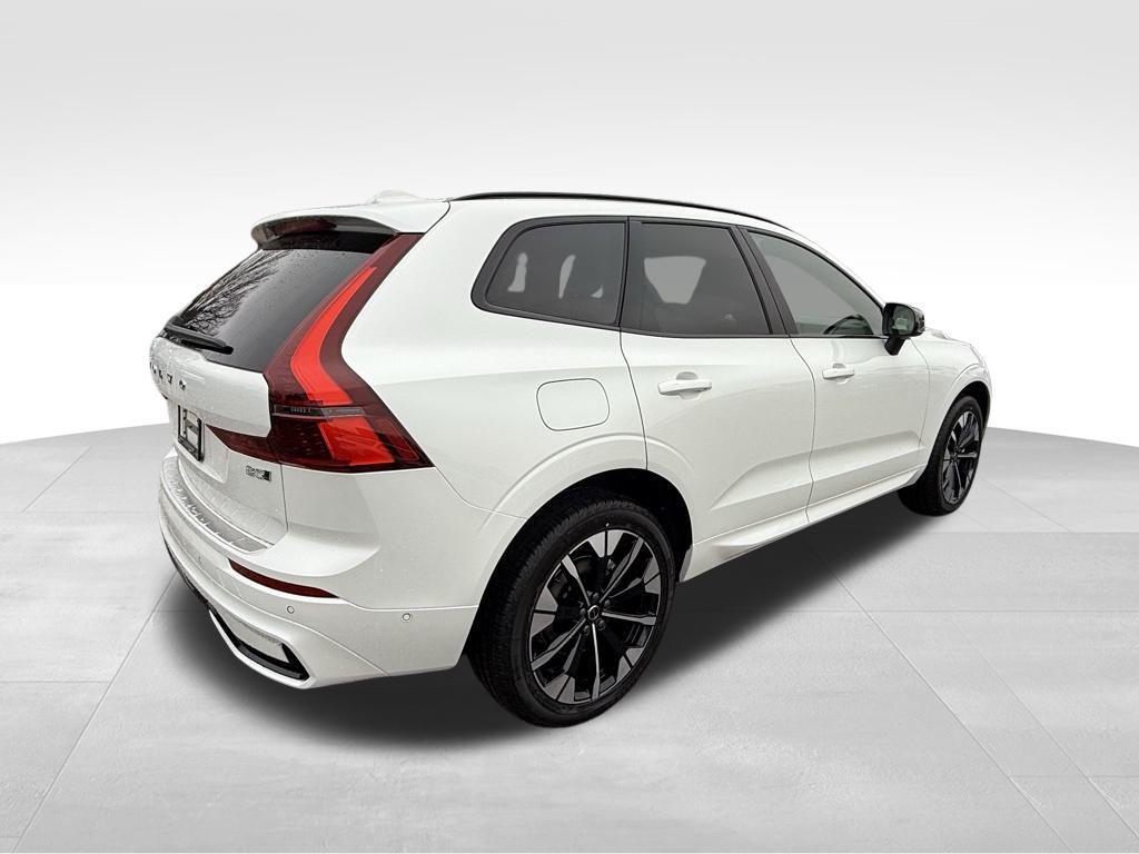 new 2026 Volvo XC60 car, priced at $54,985