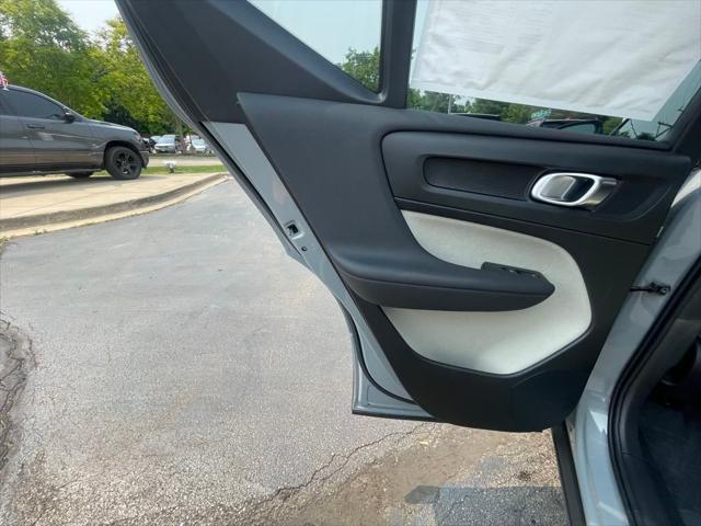 new 2025 Volvo XC40 car, priced at $43,335