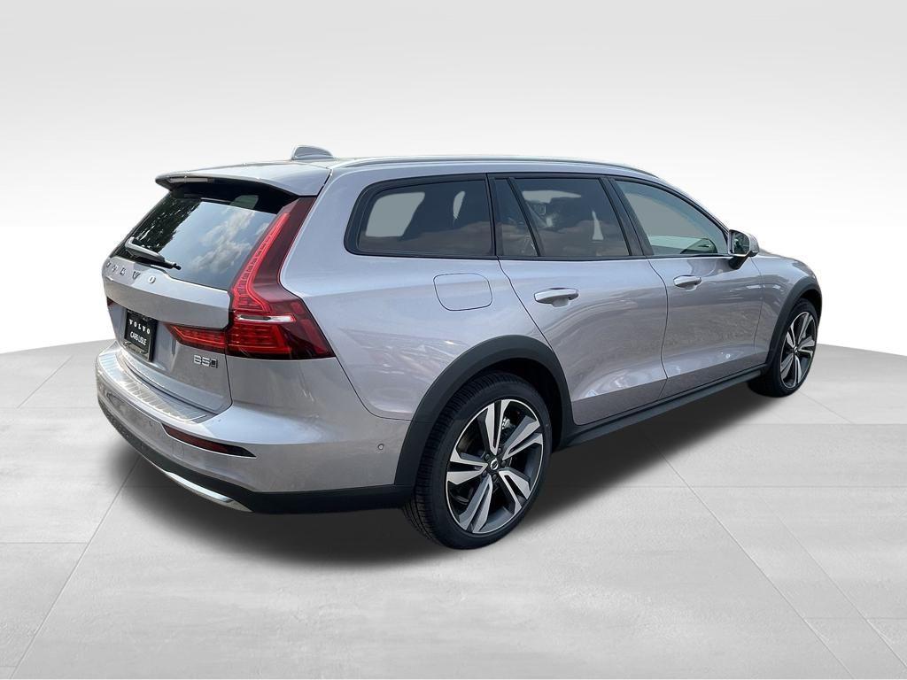 new 2026 Volvo V60 Cross Country car, priced at $56,370