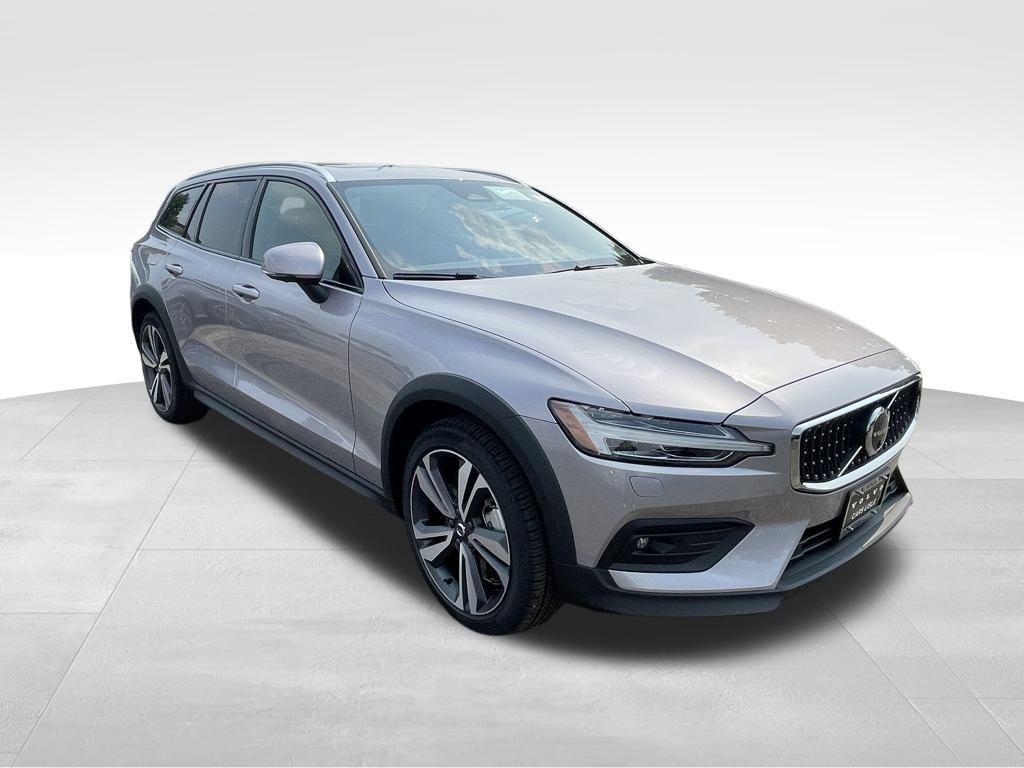 new 2026 Volvo V60 Cross Country car, priced at $56,370